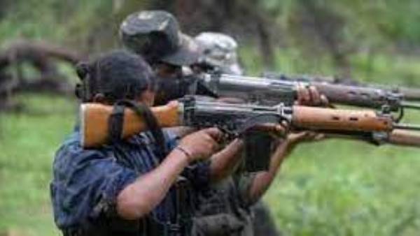  ప్రత్యేక బలగాలను రంగంలోకి దించిన తెలంగాణ, ఛత్తీస్ గఢ్, మహారాష్ట్ర పోలీస్ ఉన్నతాధికారులు 