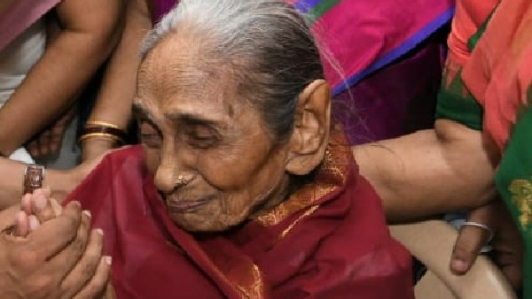 Sita Mahalakshmi, daughter of National Flag designer Pingali Venkaiah passed away Sita Mahalakshmi, daughter of National Flag designer Pingali Venkaiah passed away