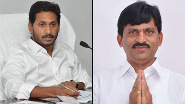 కేసీఆర్‌కు ఆహ్వానం..