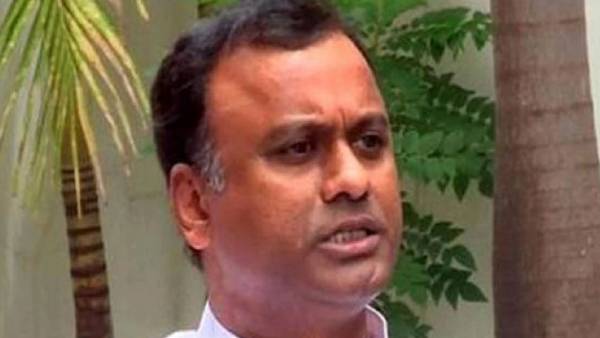 కోమటిరెడ్డి రాజగోపాల్ రెడ్డి వ్యవహారంపై కాంగ్రెస్ సీరియస్