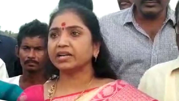 రేఖా నాయక్ పై స్థానికంగా వ్యతిరేకత, పావులు కదుపుతున్న జనార్ధన్ రాథోడ్ రేఖా నాయక్ పై స్థానికంగా వ్యతిరేకత, పావులు కదుపుతున్న జనార్ధన్ రాథోడ్