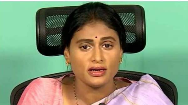 వైఎస్సార్ మెమోరియల్ ఏర్పాటు చేయాలి