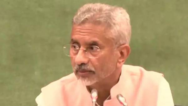 అబ్బే అదేం లేదు.. అబ్బే అదేం లేదు..