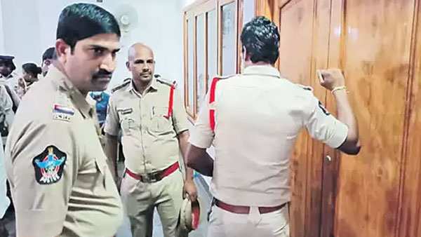 నిలిచిపోయిన విద్యుత్తు సరఫరా