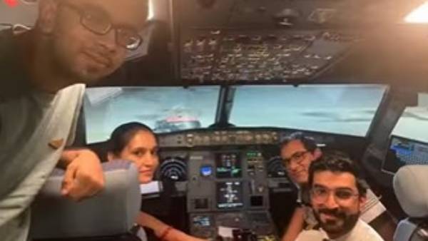 son surprise to his parents in jaipur video goes viral son surprise to his parents in jaipur video goes viral