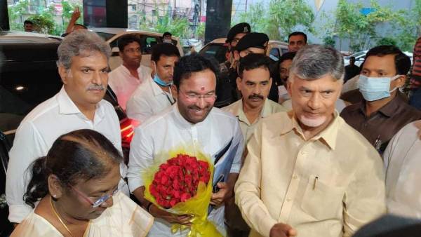 అందుకే మద్దతిచ్చానన్న చంద్రబాబు అందుకే మద్దతిచ్చానన్న చంద్రబాబు