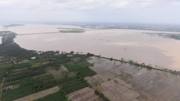  భయపెడుతున్న గోదావరి వరదలు