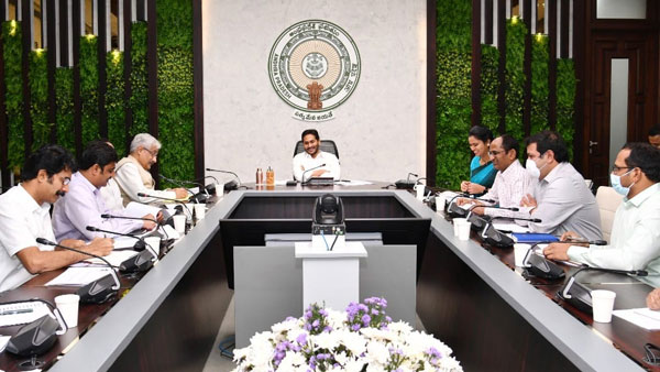  జగన్ వైద్యారోగ్య సమీక్ష