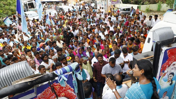 కేసీఆర్ పాలనలో అవినీతికి అడ్డు లేదు