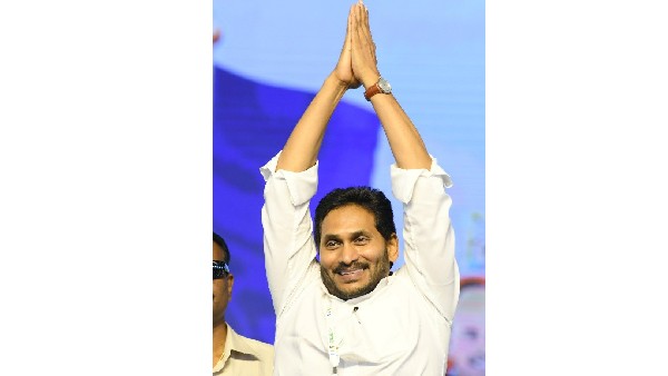 2024లో వైసీపీ గెలిచే సీట్లు ఇవే ? 2024లో వైసీపీ గెలిచే సీట్లు ఇవే ?
