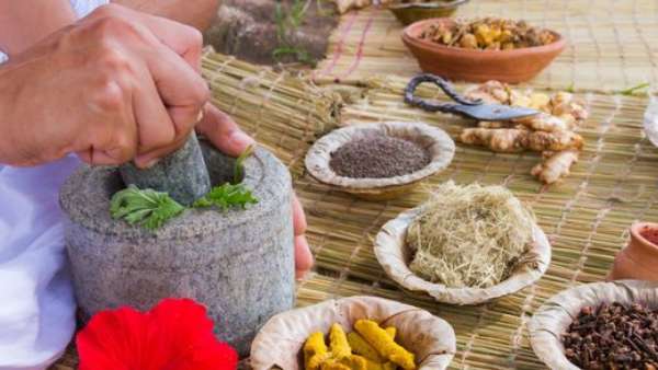  స్ట్రీట్ ఫుడ్ నివారించండి