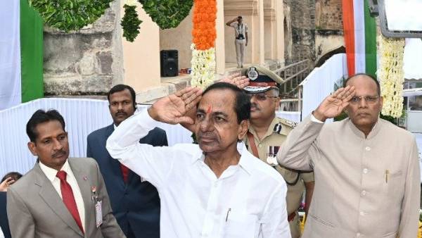 రాష్ట్రాలకు పన్నులో వాటా తగ్గించిన కేంద్రం: కేసీఆర్