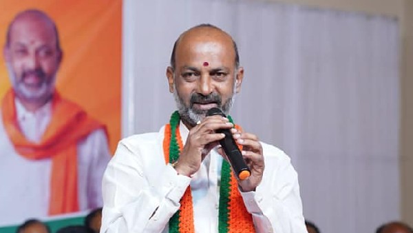 బండి సంజయ్ పాదయాత్రకు బ్రేక్ వెయ్యాలని తెలంగాణా సర్కార్ ప్రయత్నం 