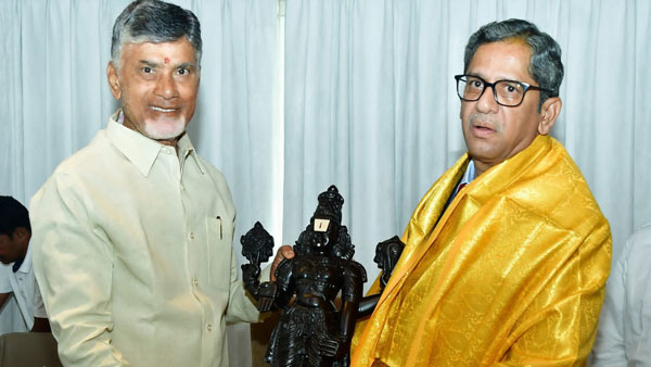 నోవాటెల్ లో టెన్షన్