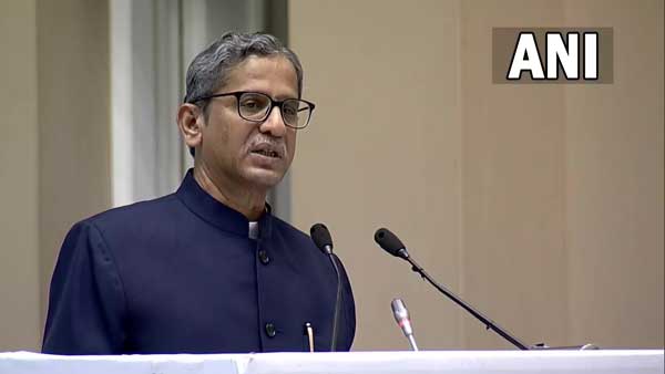 రెండు యూనివర్సిటీలు.. రెండు డాక్టరేట్లు