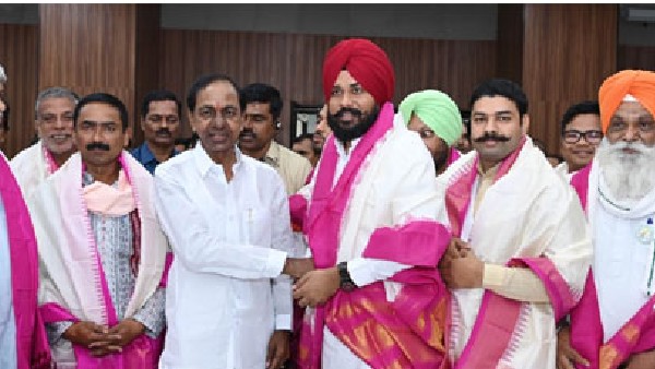 కేంద్రంపై ఐక్యంగా పోరాడాలంటూ కేసీఆర్