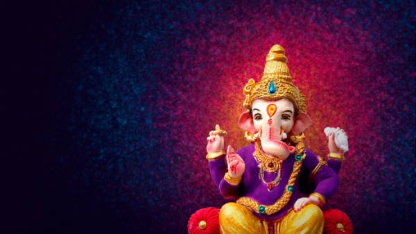  గణేశుని విగ్రహాన్ని తెచ్చుకునేటప్పుడు తొండం ఏ దిశలో ఉందో చూసుకోవాలి