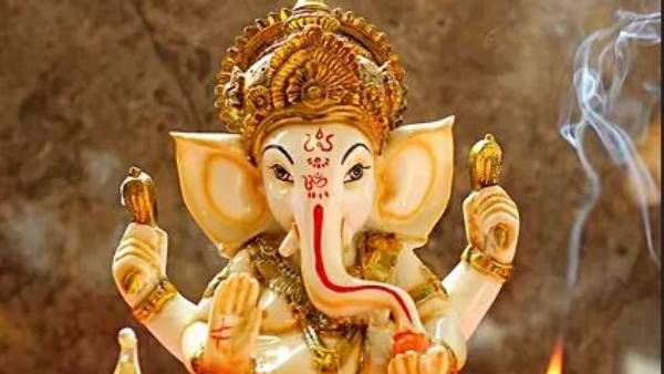 ఈ భంగిమలో ఉన్న గణపతి విగ్రహాన్ని పెడితే ప్రశాంతత
