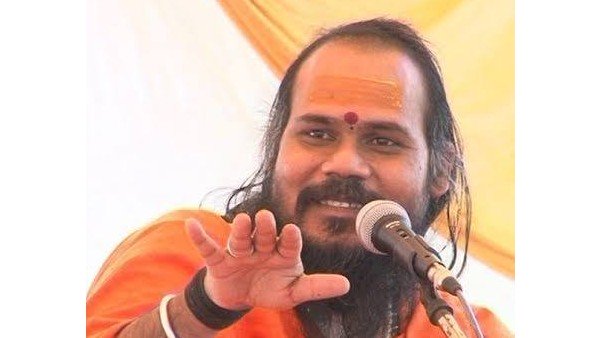 మిర్చి బాబా మీద రేప్ కేసు పెట్టిన భక్తురాలు