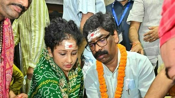 తల్లి? లేదా భార్య.. తల్లి? లేదా భార్య..