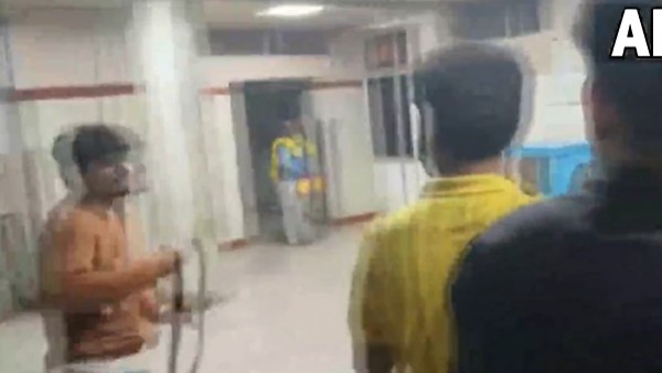 ఇబ్బందులు పడ్డ పేషెంట్లు.. ఇబ్బందులు పడ్డ పేషెంట్లు..