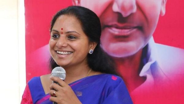 పరువునష్టం దావా వేసిన ఎమ్మెల్సీ కవిత పరువునష్టం దావా వేసిన ఎమ్మెల్సీ కవిత