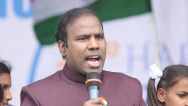 బ్యాలెట్ ద్వారా నిర్వహిస్తే బెటర్