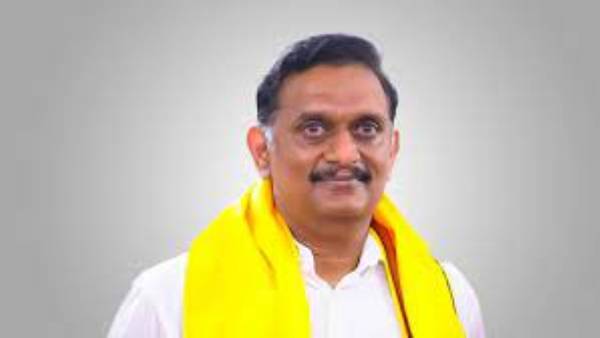 పార్టీ హైకమాండ్ మౌనం.. వేడెక్కతున్న రాజకీయం పార్టీ హైకమాండ్ మౌనం.. వేడెక్కతున్న రాజకీయం