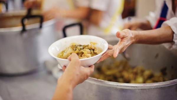  ఎడమచేత్తో దానం మంచిది కాదా? కర్ణుడి దానం కథ