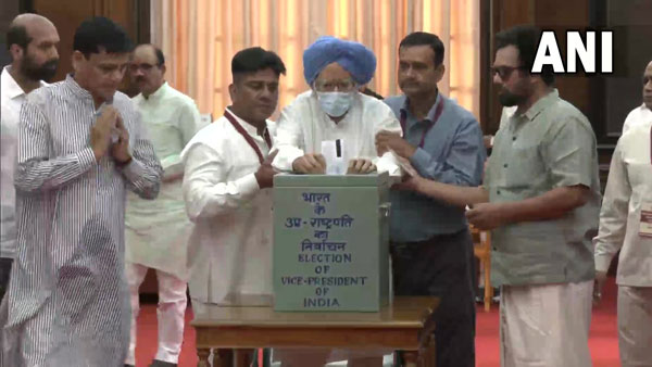 Vice-President election 2022 Voting begins- PM Modi casts vote in Parliament