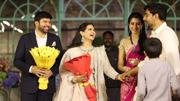 లోకేష్.. పార్టీ నేతలతో సహా లోకేష్.. పార్టీ నేతలతో సహా