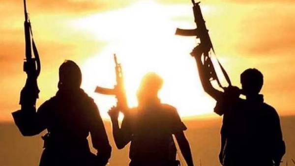 ఆల్ ఖైదాతో లింక్ !