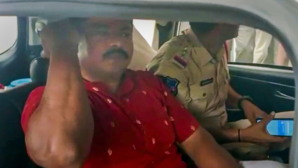 BJP MLA Raja Singh row: Advocate Karuna Sagar claims he received threatening calls BJP MLA Raja Singh row: Advocate Karuna Sagar claims he received threatening calls