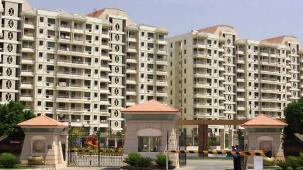 రియల్ ఎస్టేట్ గ్రూప్స్ పై ఐటీ శాఖ దాడులు 