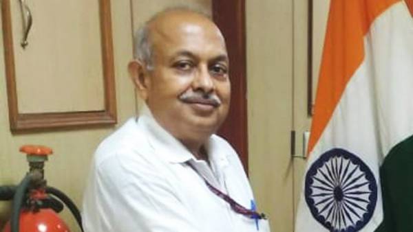 పదవీ కాలం ముగిసినా..