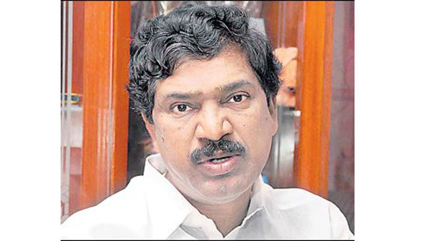 కడియం శ్రీహరికి దమ్ముంటే ఎమ్మెల్యే టికెట్ తెచ్చుకోవాలన్న తాటికొండ రాజయ్య కడియం శ్రీహరికి దమ్ముంటే ఎమ్మెల్యే టికెట్ తెచ్చుకోవాలన్న తాటికొండ రాజయ్య