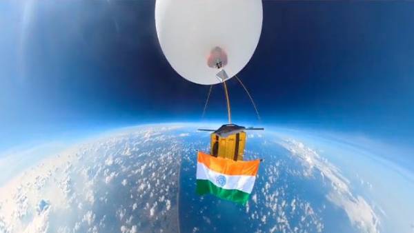 independence day 2022 : indian flag unfurled 30km above earth, iss sent greetings independence day 2022 : indian flag unfurled 30km above earth, iss sent greetings