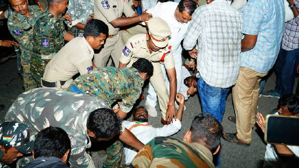 కాళేశ్వరంలో అవినీతి జరిగింది.. అందుకే కేసీఆర్ ఉలిక్కిపడుతున్నాడన్న పీసిసి ఛీఫ్