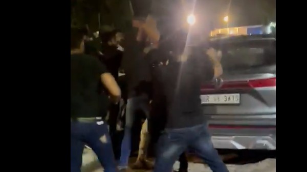 గడియం, రూ.10 వేలు