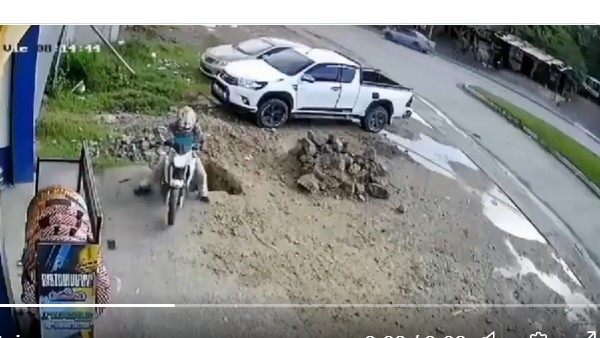 8-సెకన్ల వీడియో 