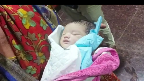 నెలకు పదుల సంఖ్యలో చిన్నారుల ప్రాణాలు గాలిలో .. అయినా స్పందించని వైద్యారోగ్య శాఖ