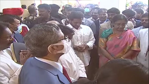న్యాయవ్యవస్ధపై విశ్వాసం ఉంచాలన్న సీజేఐ రమణ