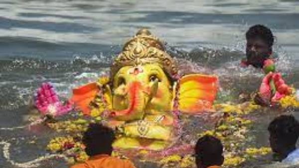 హైదరాబాద్లో వరుసగా మూడోరోజూ వర్షం హైదరాబాద్లో వరుసగా మూడోరోజూ వర్షం