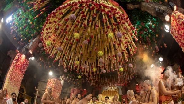  విదేశాల్లో శ్రీవారి భక్తులు