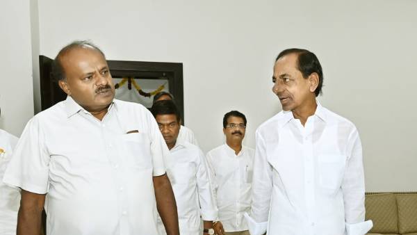 బీజేపీ ముక్త్ భారత్ కోసం రాజకీయ శక్తులన్నీ ఏకమవ్వాలి