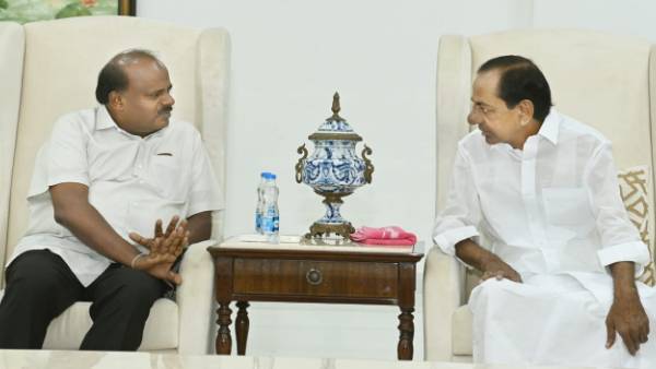 కేసీఆర్‌పై కుమారస్వామి ప్రశంసలు