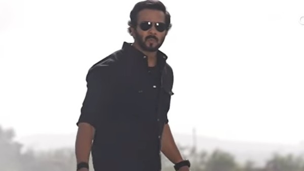 సూపర్ హిట్ చిత్రాల దర్శకుడిగా.. సూపర్ హిట్ చిత్రాల దర్శకుడిగా..