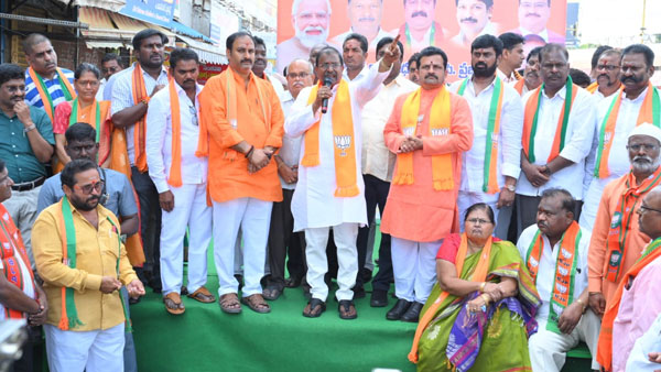 రోడ్డెక్కించింది చంద్రబాబే.. రోడ్డెక్కించింది చంద్రబాబే..
