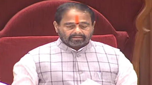 స్పీకర్ సీరియస్..సభ వాయిదా