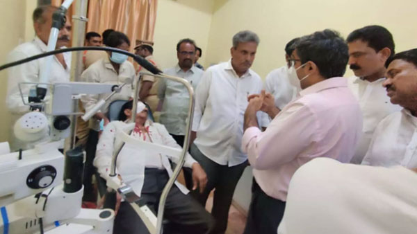 రెండుగా విడిపోయిన తెలుగు యువత నాయకులు